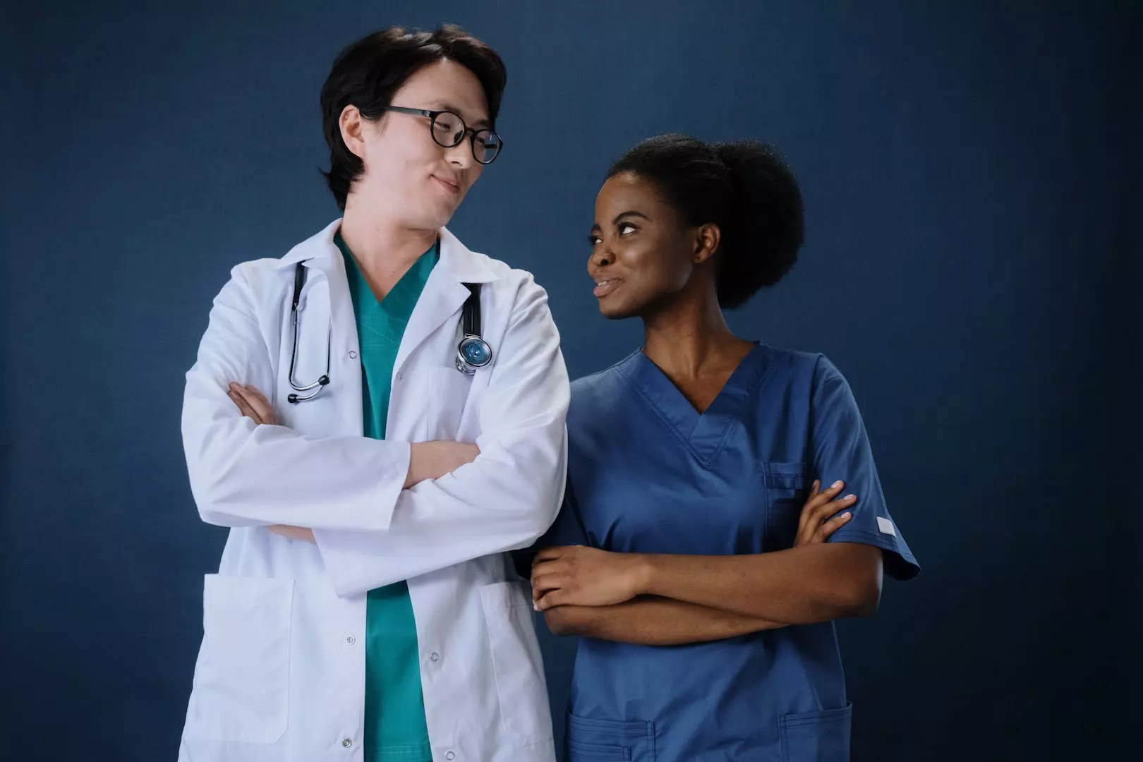 Ønsker du en karriere i sykepleie? - En guide til det moderne sykepleieyrket og hvordan du får din første sykepleie jobb
